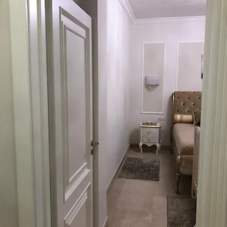 Suite Corsano アパート *