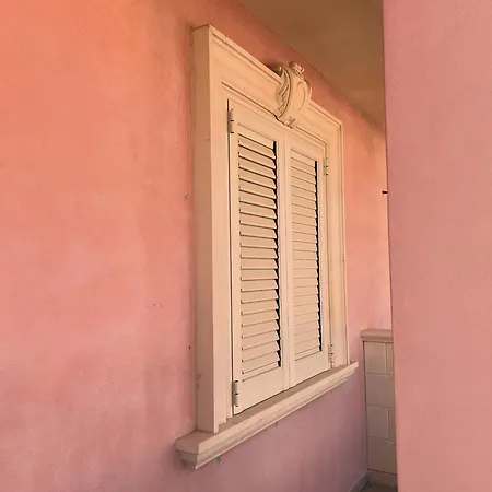 Suite Corsano アパート *